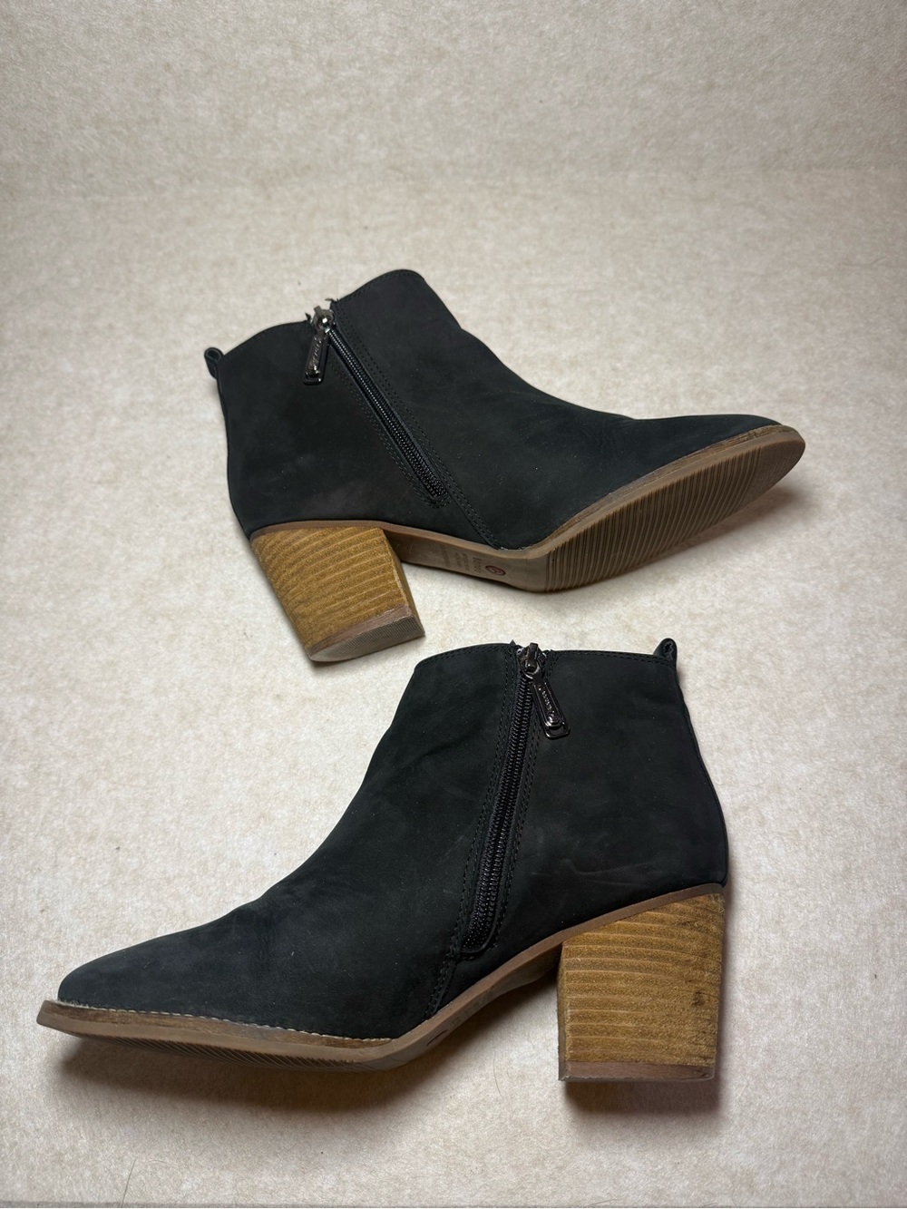 Blondo Nova Waterproof Blank Ankle Bootie Heels Nubuck Leather Size 8 1/2 M - Picture 4 of 10